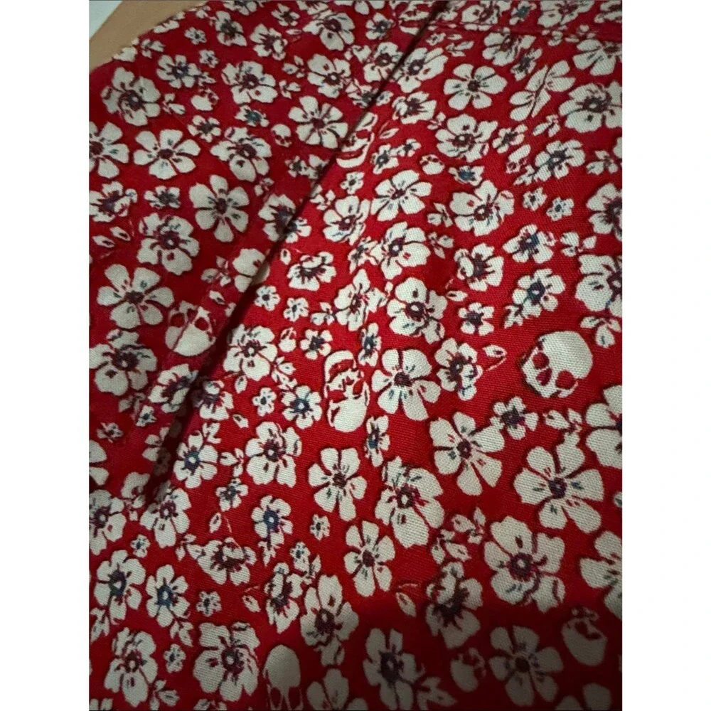 Levi's Red Floral Skull Button Up Long Sleeve Shirt Men’s M